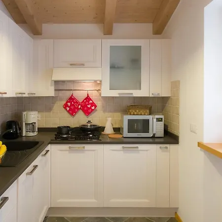 شقة فندقية Edelweiss 3*