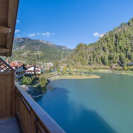 Edelweiss Apart Otel Alleghe