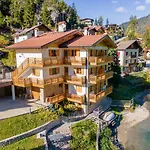 Edelweiss Apart-hotel 3*
