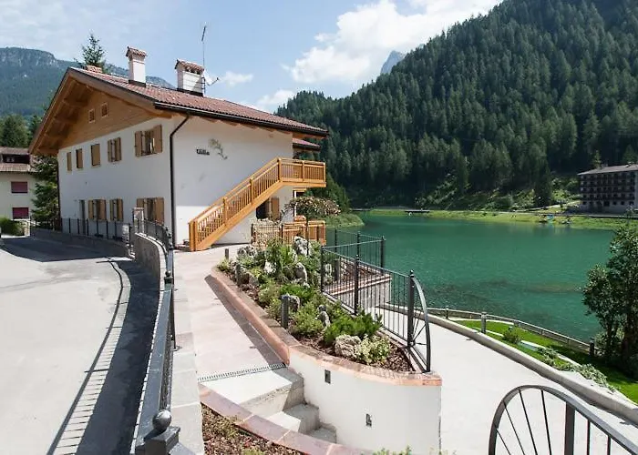 Apartmanhotel Edelweiss 3*